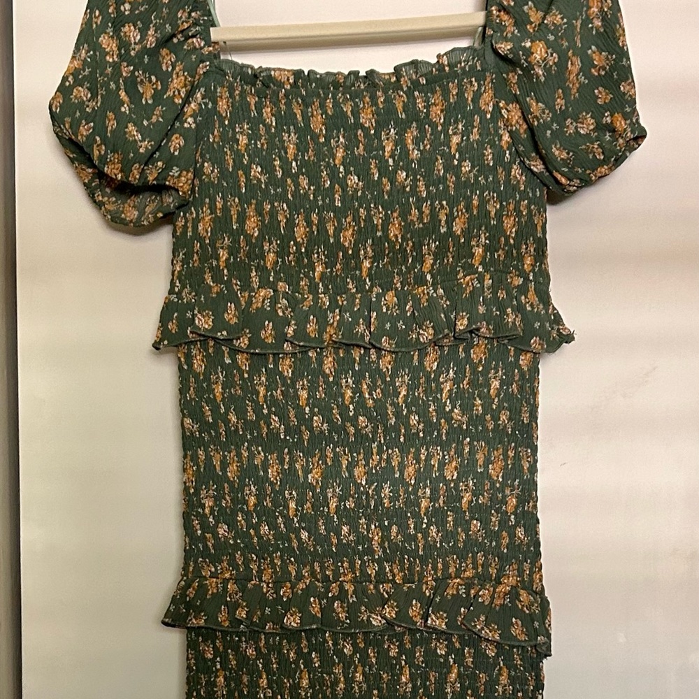 NWOT dress from Mango, great for summer!!